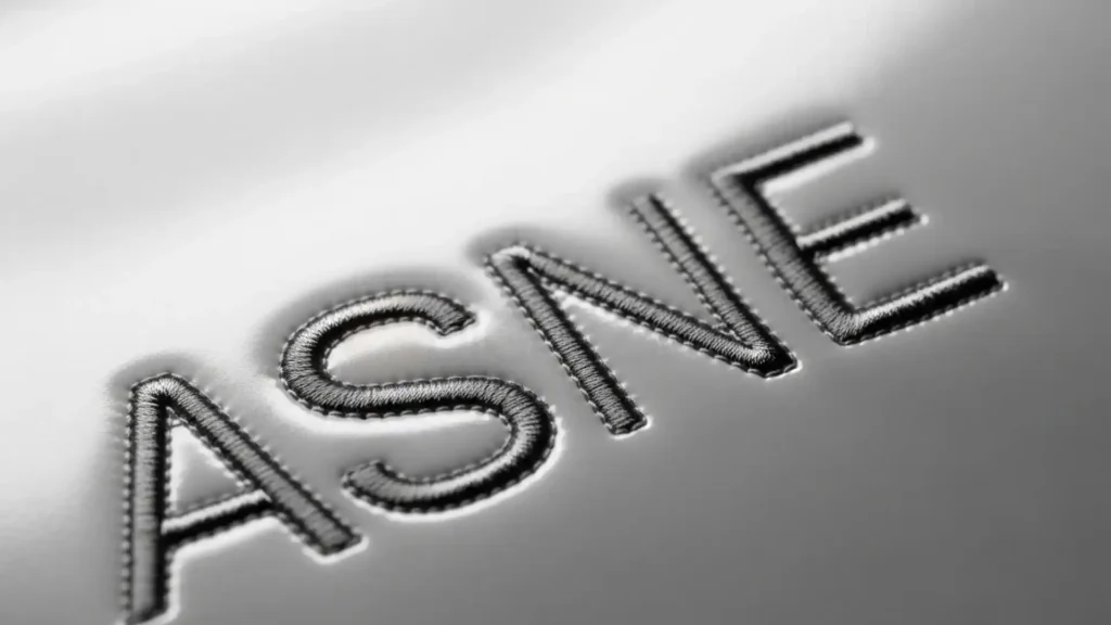 Surface + Sheen (How Thread Sits)